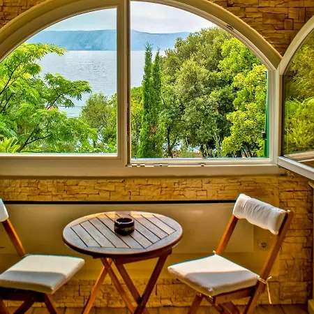 Sleeps 6 With Pool Air Con And Wifi Novi Vinodolski